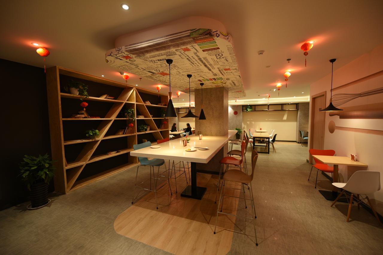 Ibis Xi'An Lintong Huaqing Hot Spring Hotel מראה חיצוני תמונה
